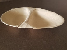 Load image into Gallery viewer, TreeChoice 10&quot; x 6.5&quot; Oval 2 Compartment Leaf Bowl (100 count)